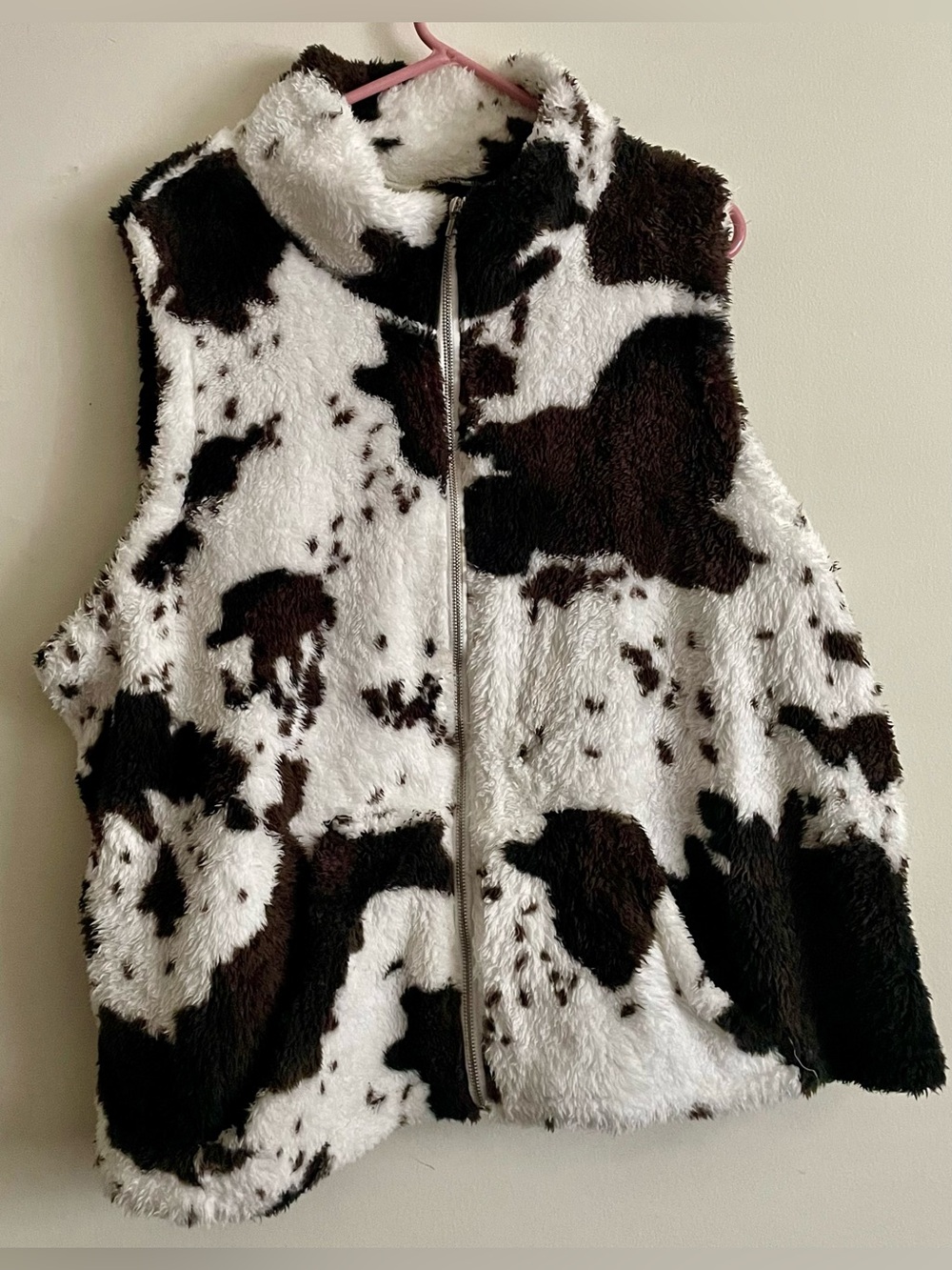 🐄 NWOT SHEIN Plus Size Cow-Print Fuzzy Vest 🐄